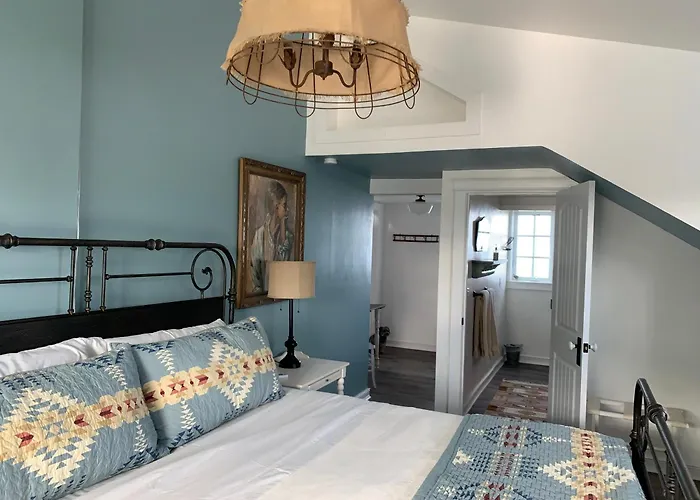 Dungeness Barn House Bed And Breakfast At Two Crows Farm