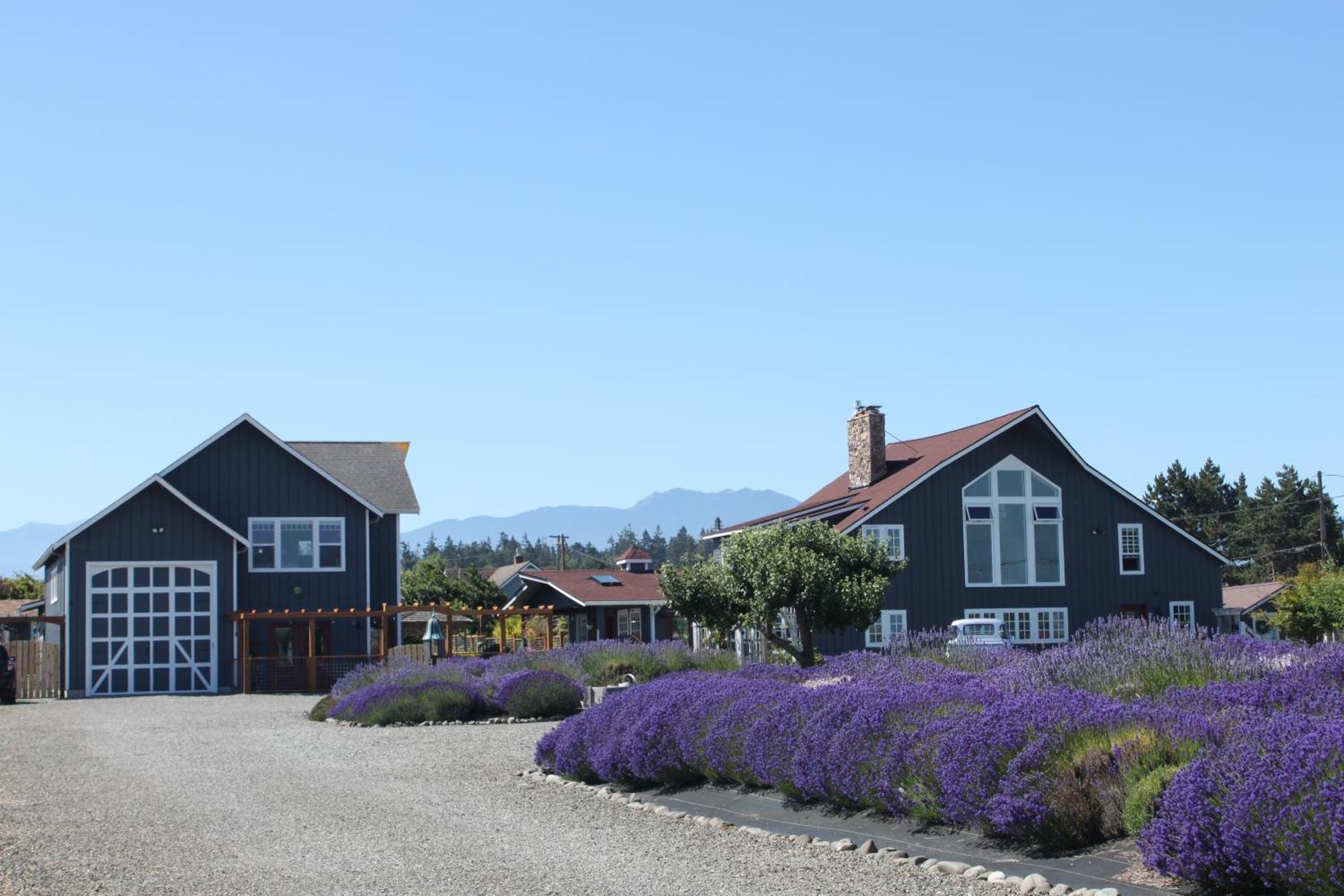 Dungeness Barn House At Two Crows Farm * Sequim